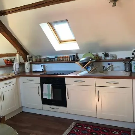 Charming In Center Apartment *