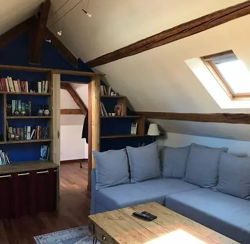 Charming In Center *